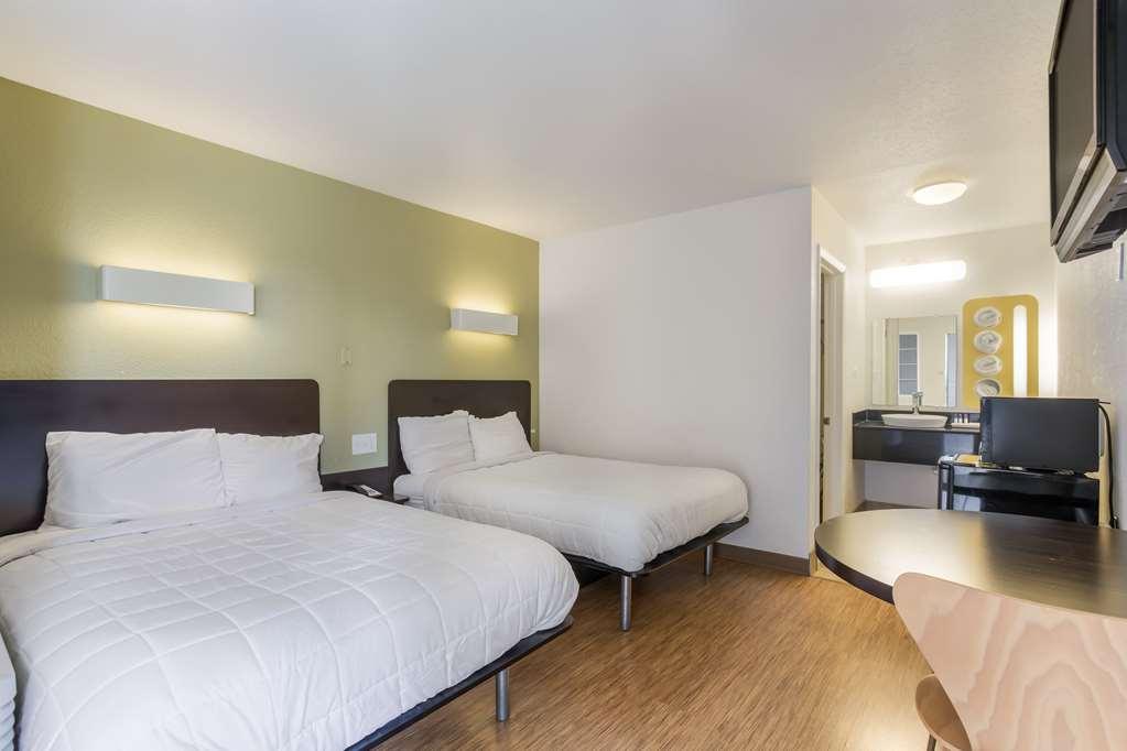 Americas Best Value Inn Bowling Green Oda fotoğraf